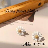 ピアス デイジーピアス アクセサリー アクセ デイジー 韓国ピアス フラワー お花 おしゃれ かわいい デート 上品