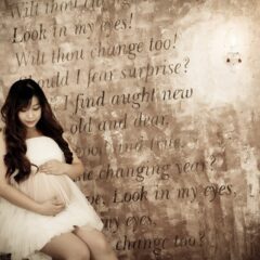 妊娠中にマタニティフォトを撮るタイミングは？ペイントについても解説