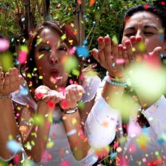 パーティーに参加する際のコーディネートやマナーについて解説