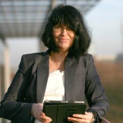 ビジネスマナーを意識した女性のファッションコーディネートとは？